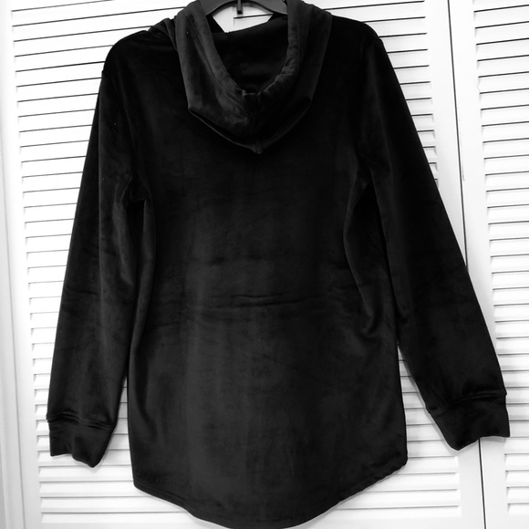Lands End Ladies NWOT Black Velour Hoodie- Medium 10-12 - Picture 2 of 7